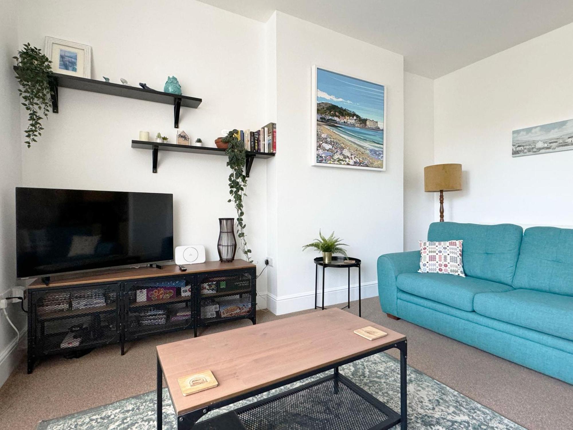 Private Parking, Central Llandudno, King Bed With Ensuite At Clement Lodge Extérieur photo